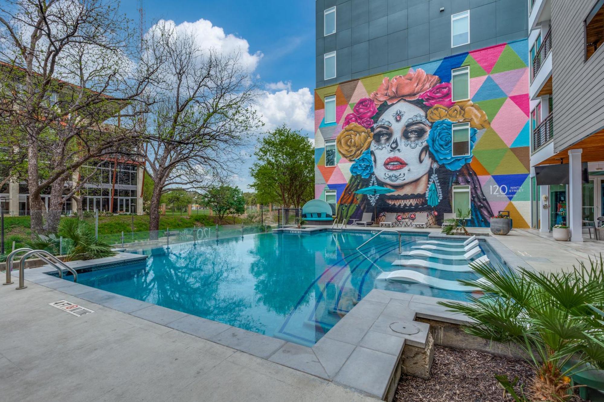 Lush Downtown Condo On Riverwalk W King Ste, Free Parking, Pet Friendly, Centrally Located On Riverwalk San Antonio Luaran gambar